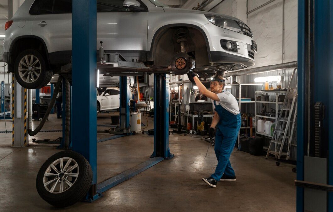 How Collision Repair Shops Determine Repair Costs